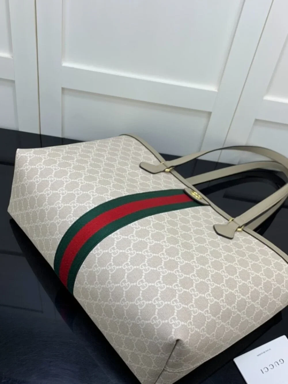 Gucci Ophidia Medium Tote Bag